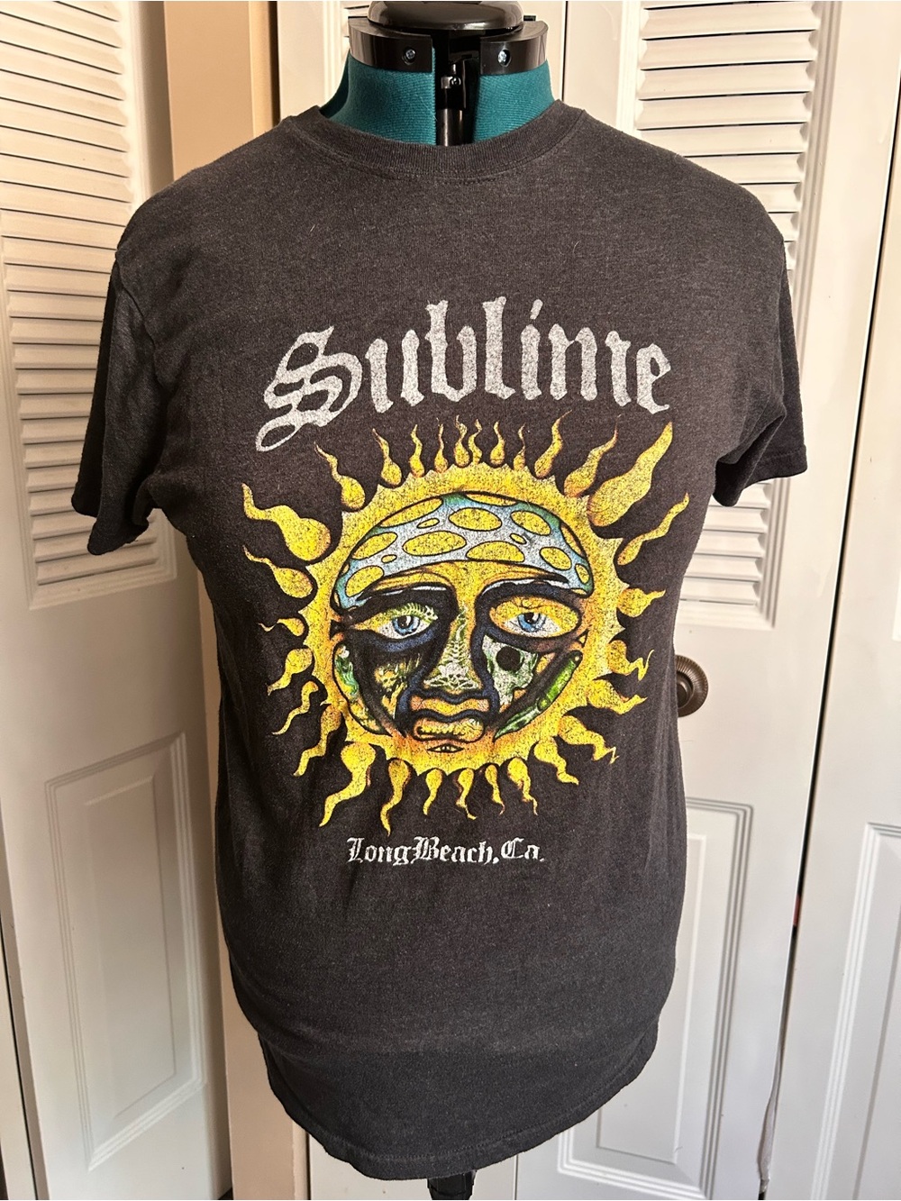 Sublime Long Beach CA Graphic Band Tee Black Retro Sun Shirt Medium